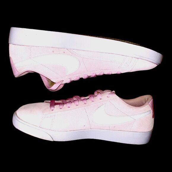 Nike Women’s Blazer Low SD 'Pink Foam'
Sneakers - Picture 5 of 7